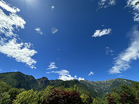 北アルプスの青空